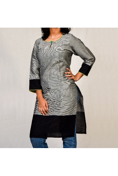 Women's Knee-Length Kurta - Single Button - Matty